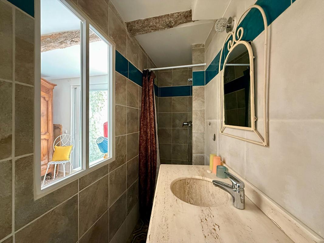 PUISSERGUIER Maison avec appartement, garage et cour à Puisserguier 4