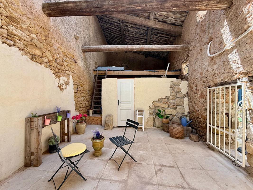 PUISSERGUIER Maison avec appartement, garage et cour à Puisserguier 7