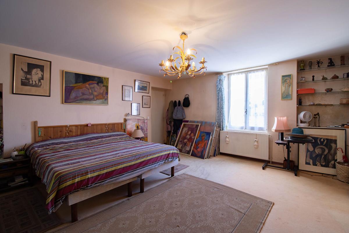 MAZAMET Mazamet  Belle maison familiale alliant cachet, espace et tranquillité 12