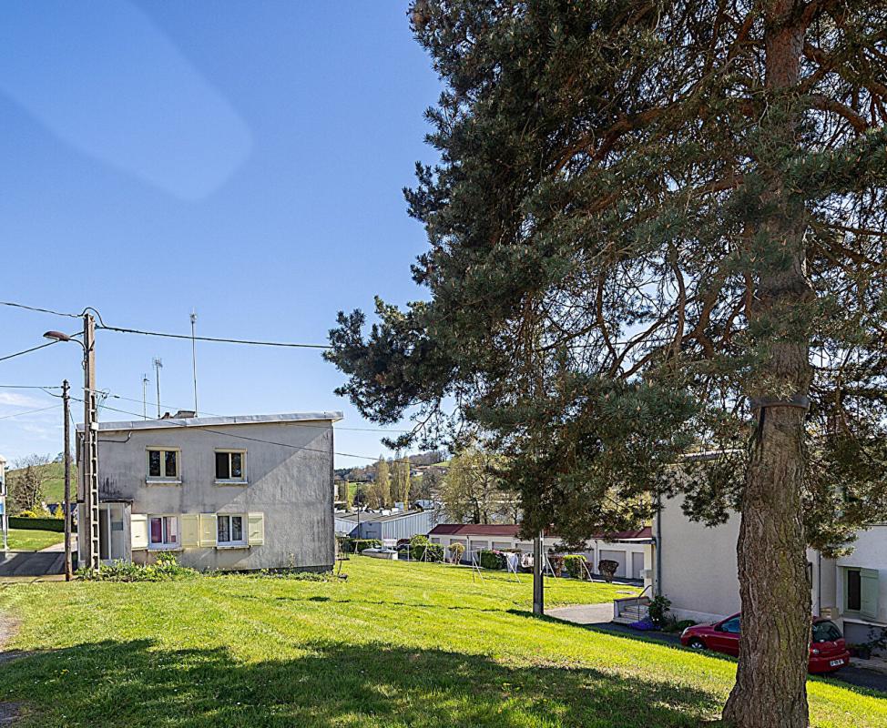 PANISSIERES Appartement T4 avec vue et extérieur commun de 194 m² 10