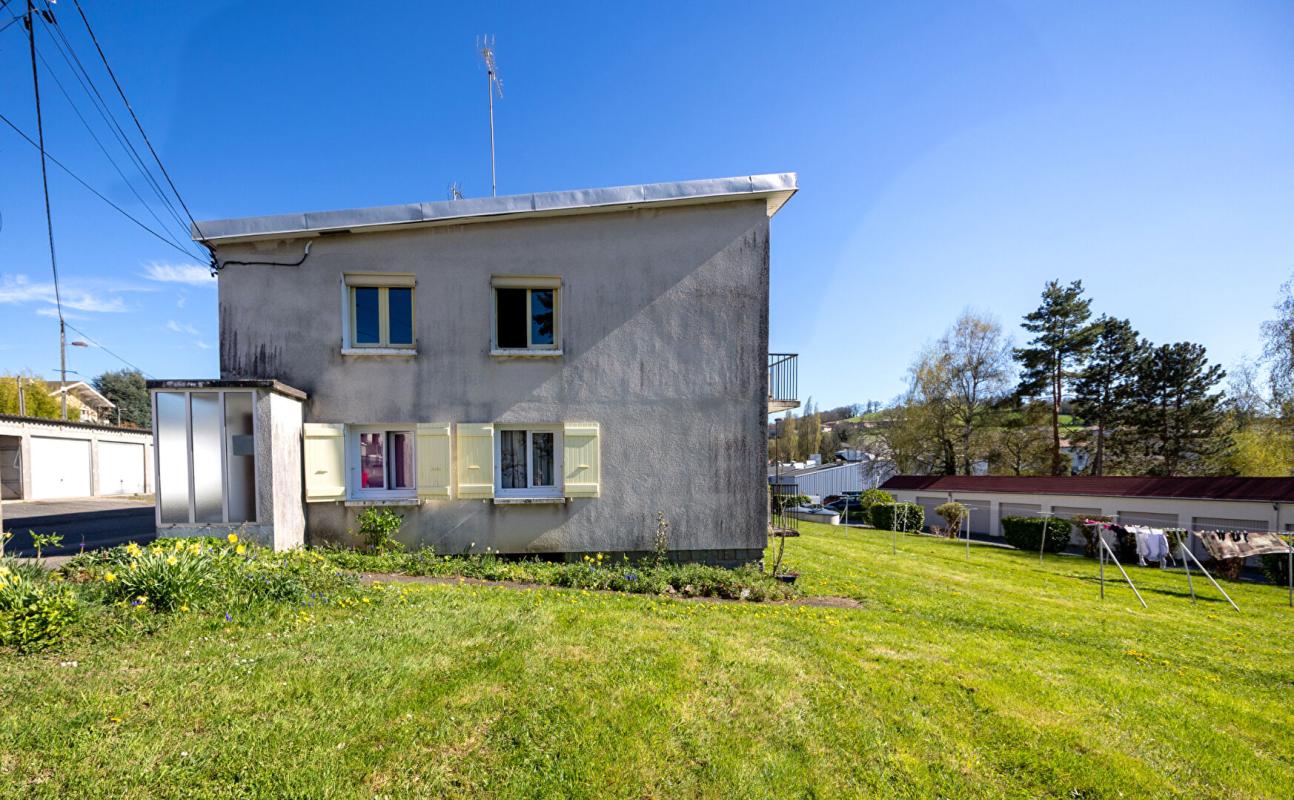 PANISSIERES Appartement T4 avec vue et extérieur commun de 194 m² 12