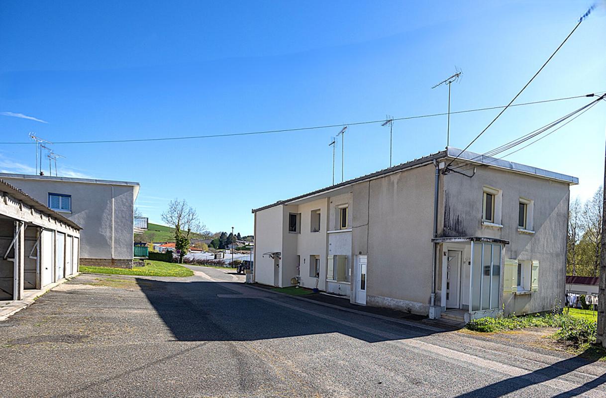 PANISSIERES Appartement T4 avec vue et extérieur commun de 194 m² 14