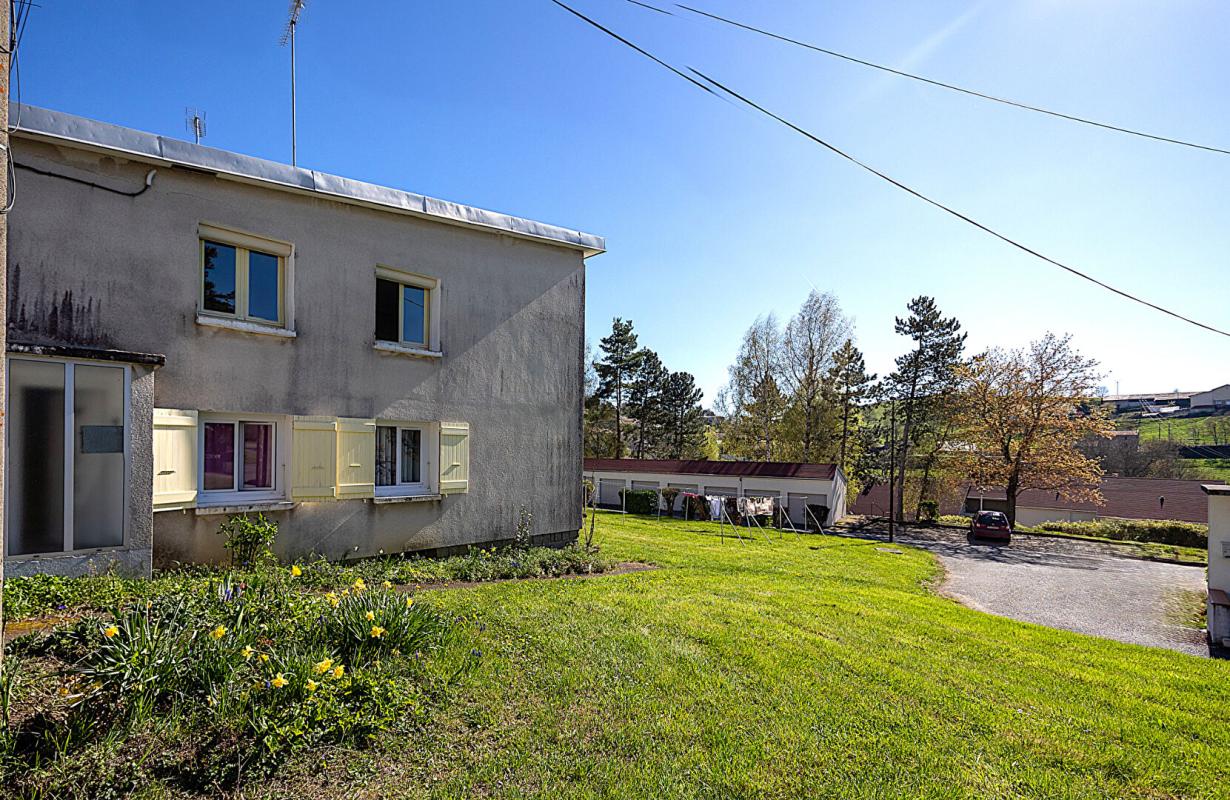 PANISSIERES Appartement T4 avec vue et extérieur commun de 194 m² 15