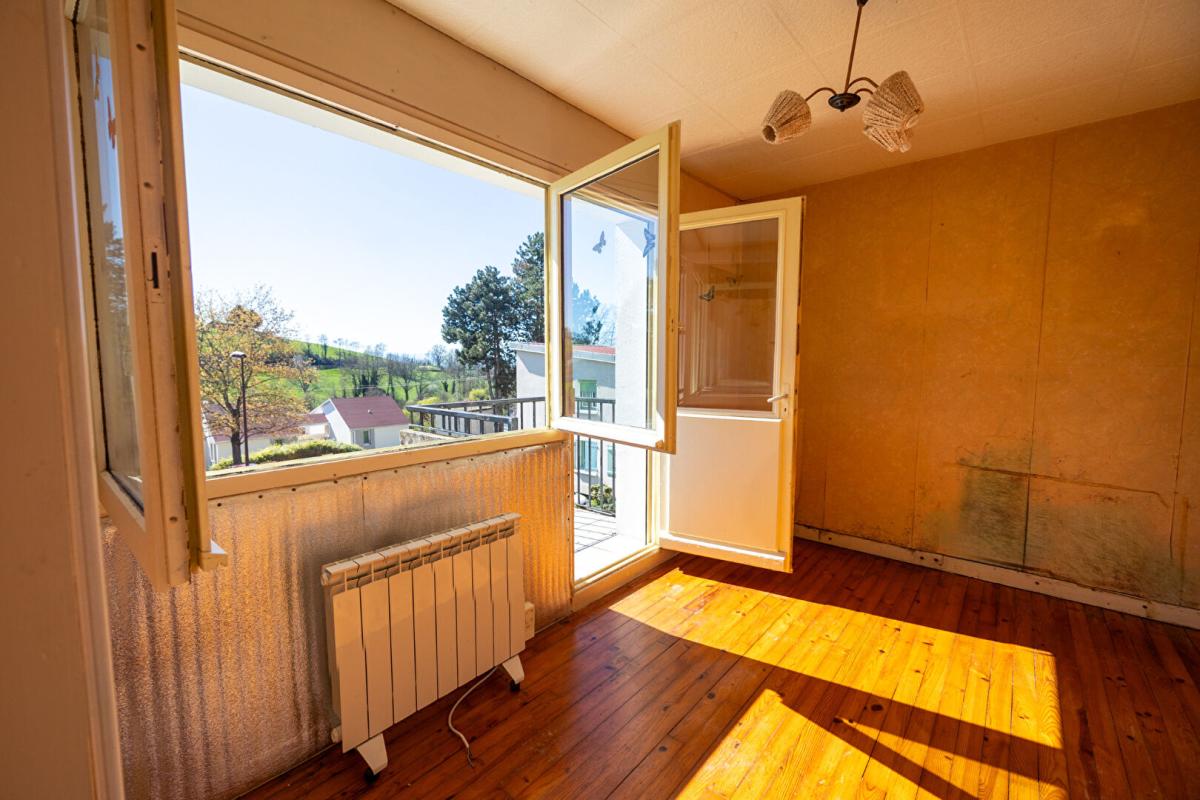 PANISSIERES Appartement T4 avec vue et extérieur commun de 194 m² 8