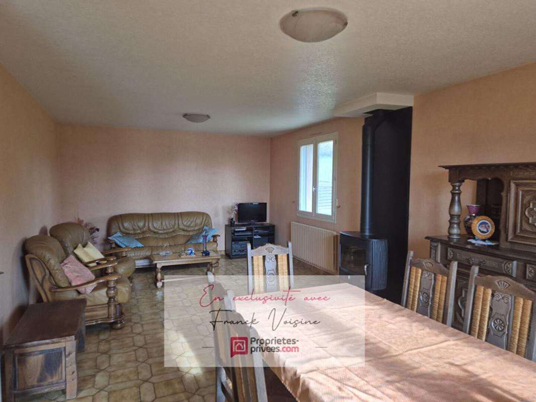 SAINT-MICHEL-MONT-MERCURE A VENDRE en Exclusivité à Saint Michel Mont Mercure, maison de 106 m2 env avec 3 chambres sur une parcelle de 2100 m2 env 11