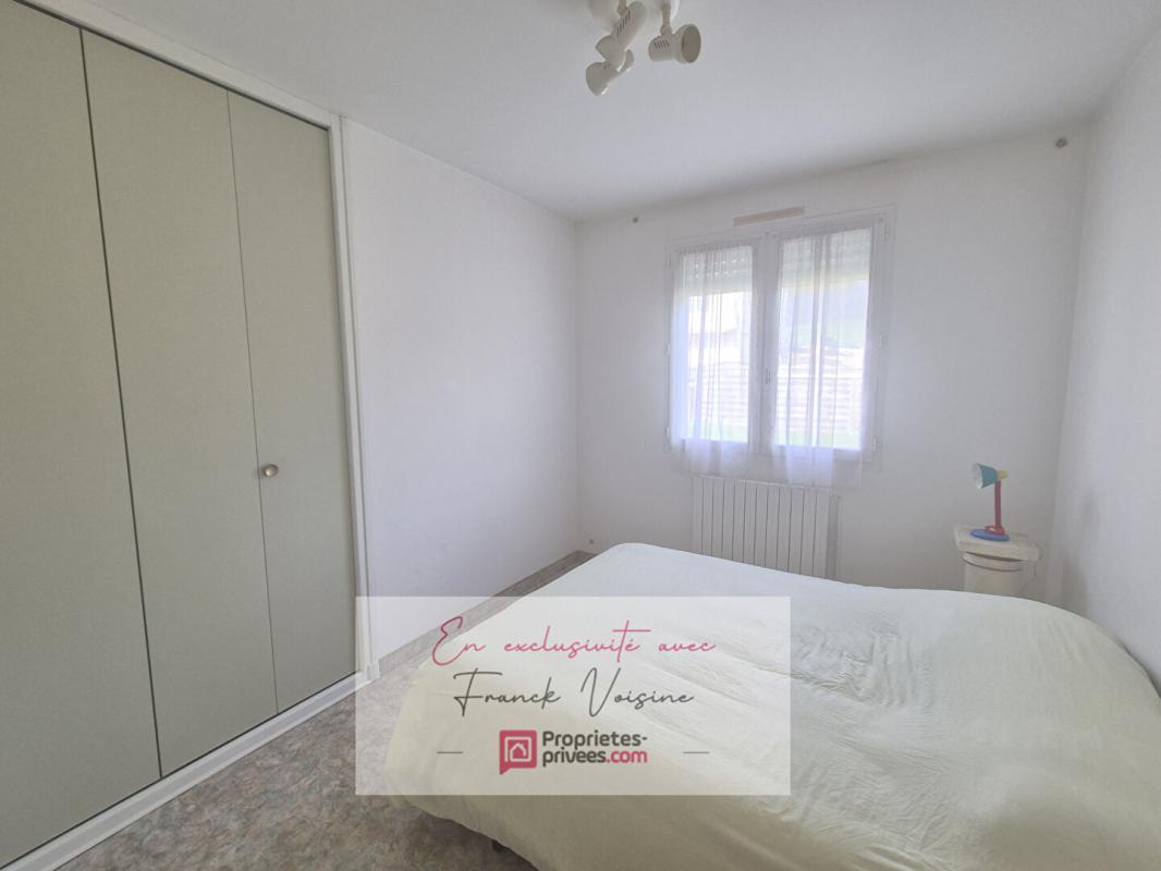 SAINT-MICHEL-MONT-MERCURE A VENDRE en Exclusivité à Saint Michel Mont Mercure, maison de 106 m2 env avec 3 chambres sur une parcelle de 2100 m2 env 12