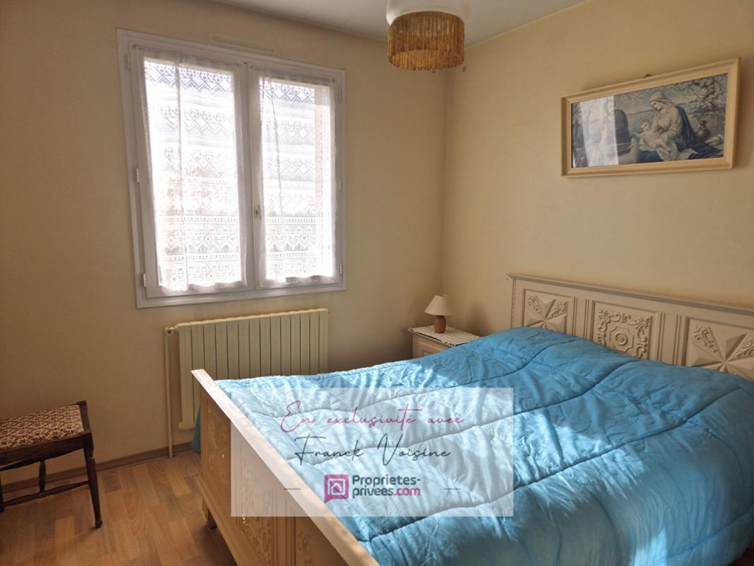 SAINT-MICHEL-MONT-MERCURE A VENDRE en Exclusivité à Saint Michel Mont Mercure, maison de 106 m2 env avec 3 chambres sur une parcelle de 2100 m2 env 13