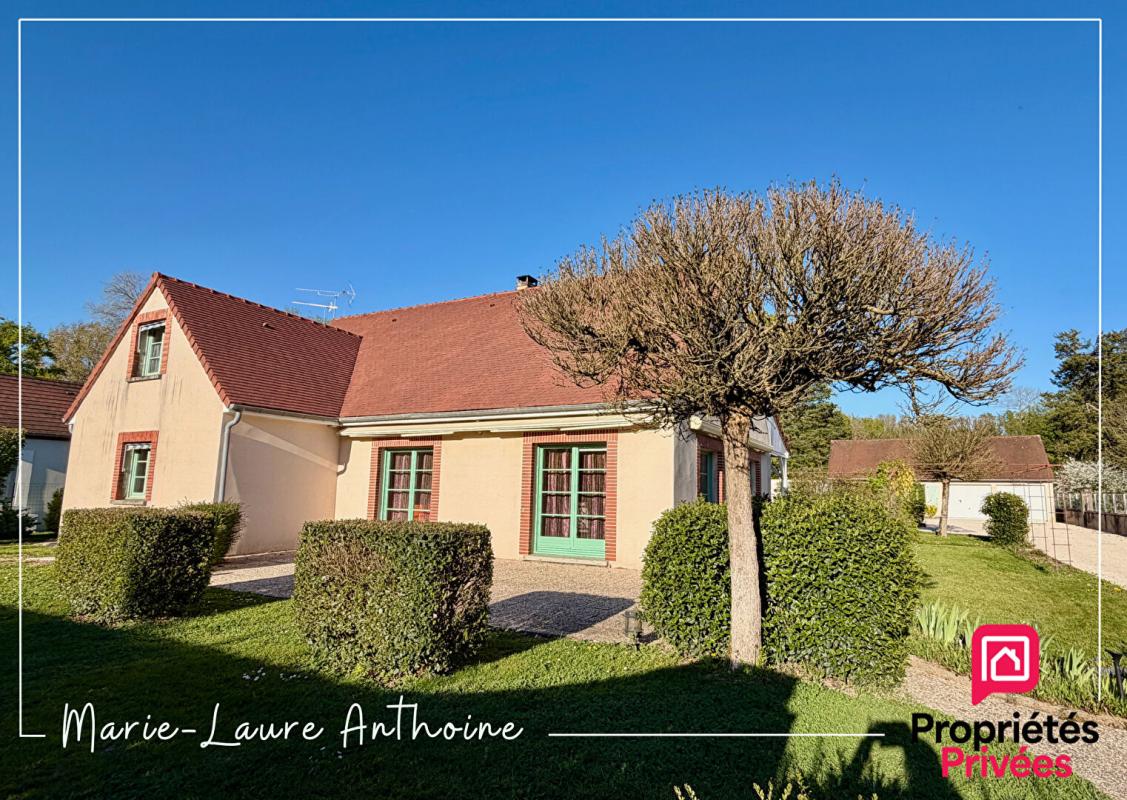 PIERRE-DE-BRESSE Maison Pierre-de-bresse 5 pièce(s) 188m2 1