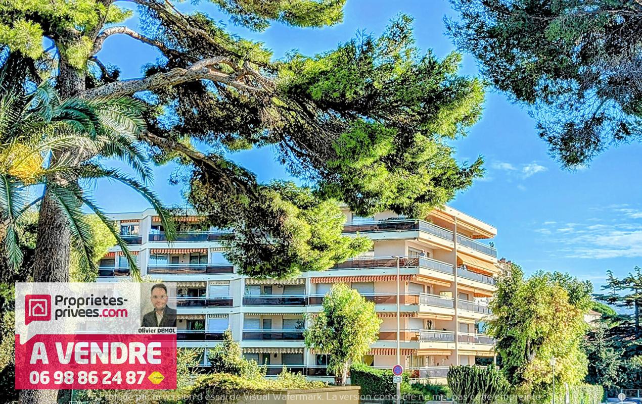 CANNES MAGNIFIQUE STUDIO BORD DE MER - CANNES 13