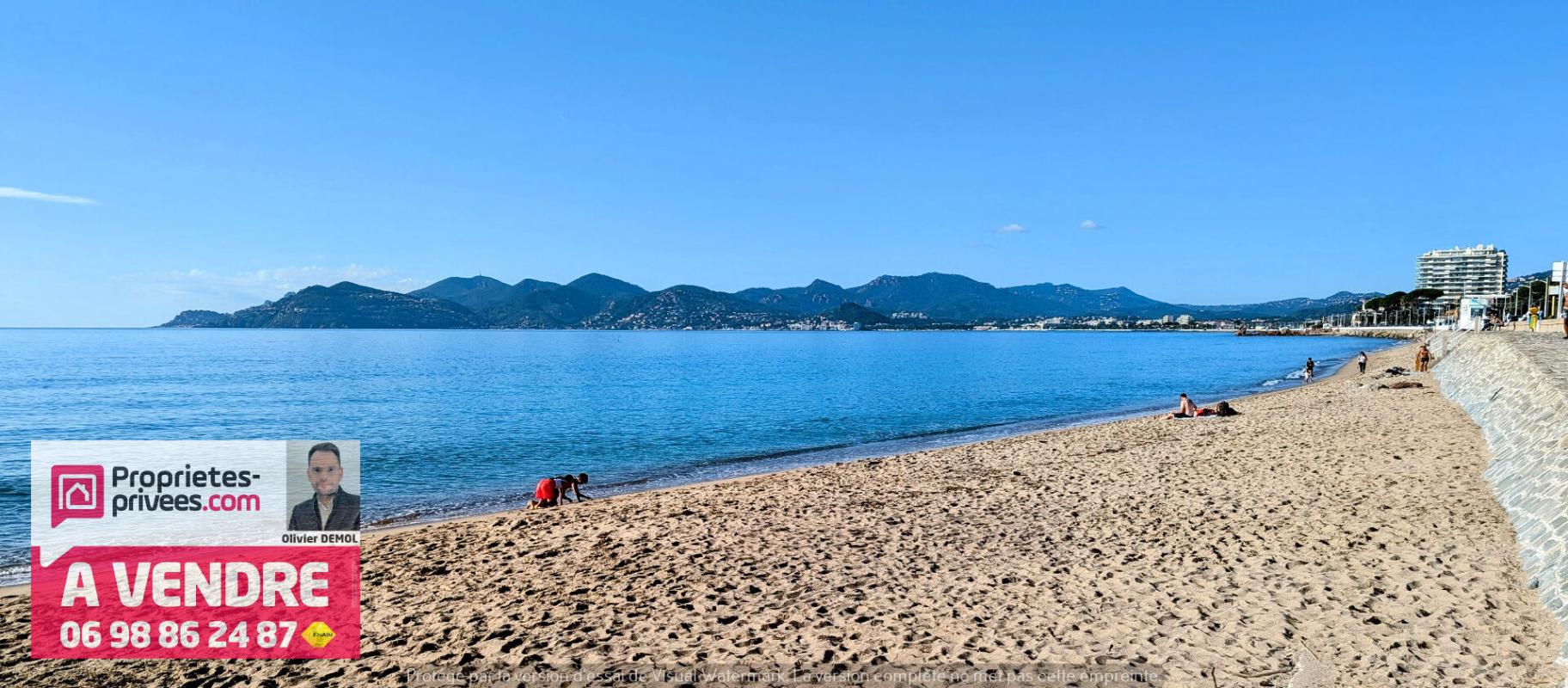 CANNES MAGNIFIQUE STUDIO BORD DE MER - CANNES 14