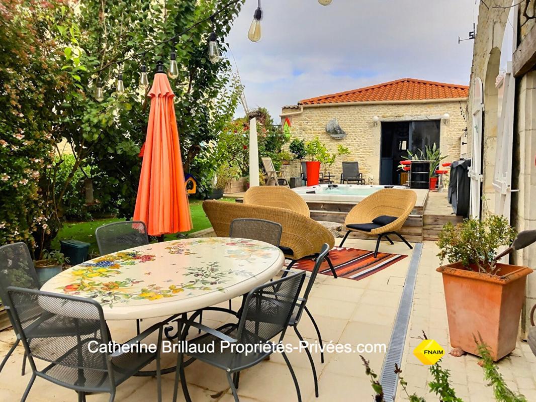 SAINT-MEDARD-D'AUNIS Maison Charentaise  de charme à Saint-Médard-d'Aunis  17220 6