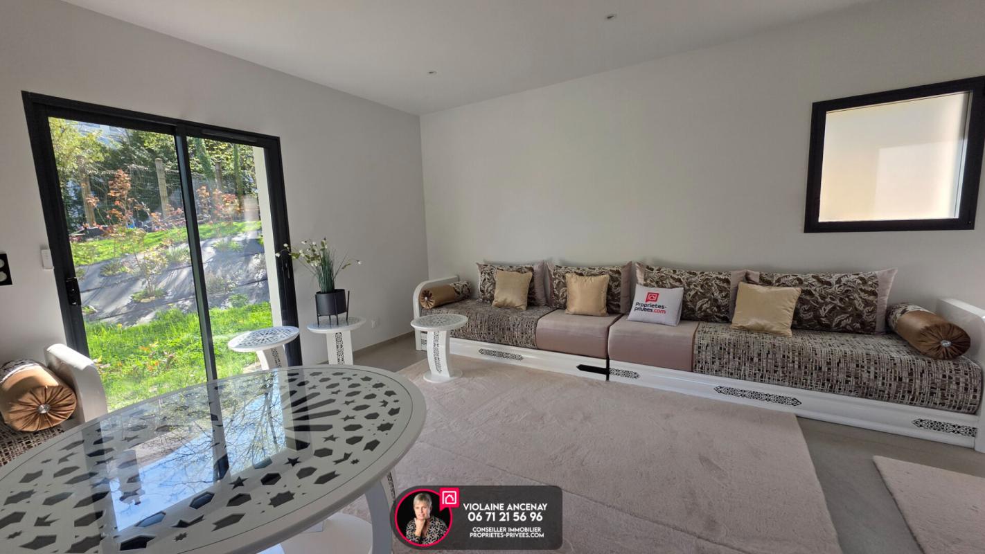 CHAMBERY Villa contemporaine avec vue, à deux pas du centre de Chambéry 5