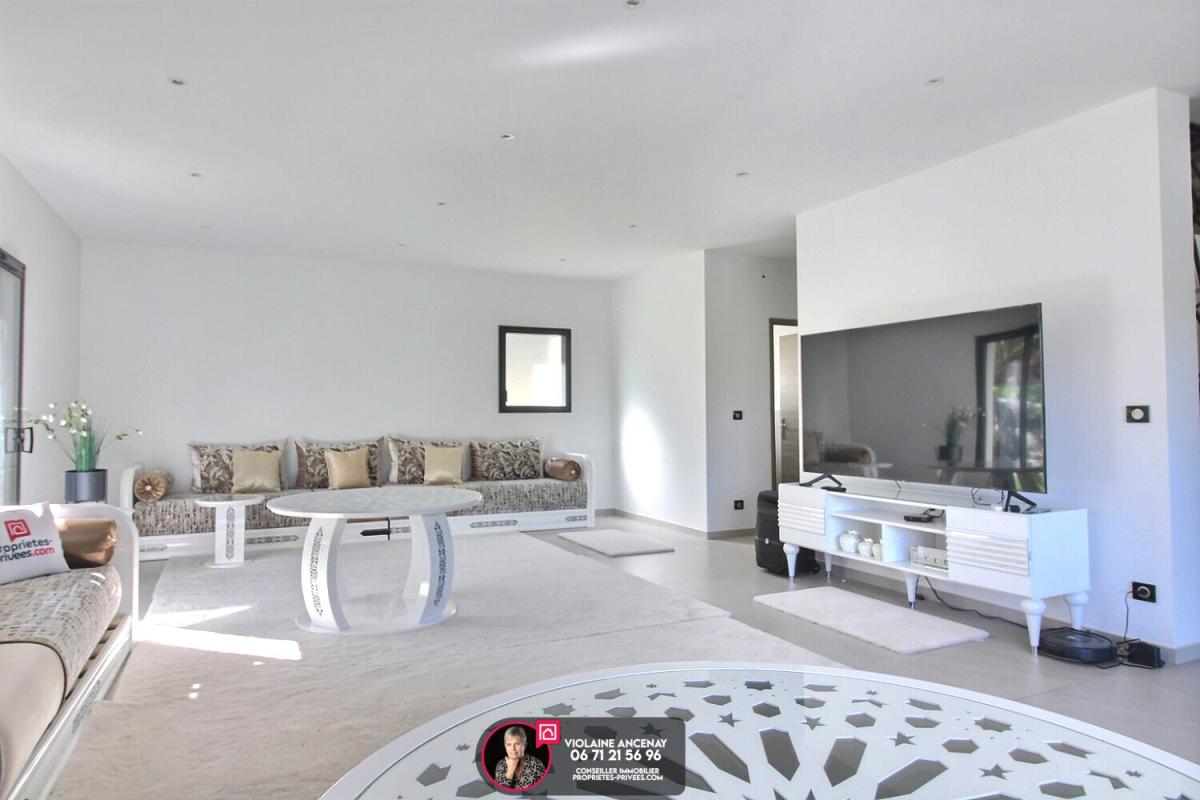 CHAMBERY Villa contemporaine avec vue, à deux pas du centre de Chambéry 6