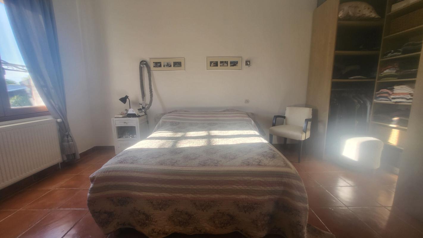 CASTELMAYRAN Maison Castelmayran 10 pièce(s) 255 m2 9