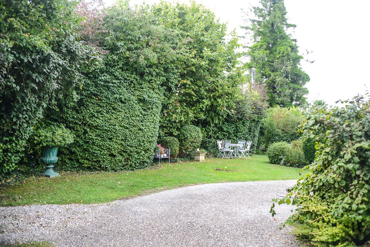 RIXHEIM Rixheim, Exclusivité, magnifique maison de maître de 245 m2, entièrement rénovée, sur un parc de 1600 m2 18