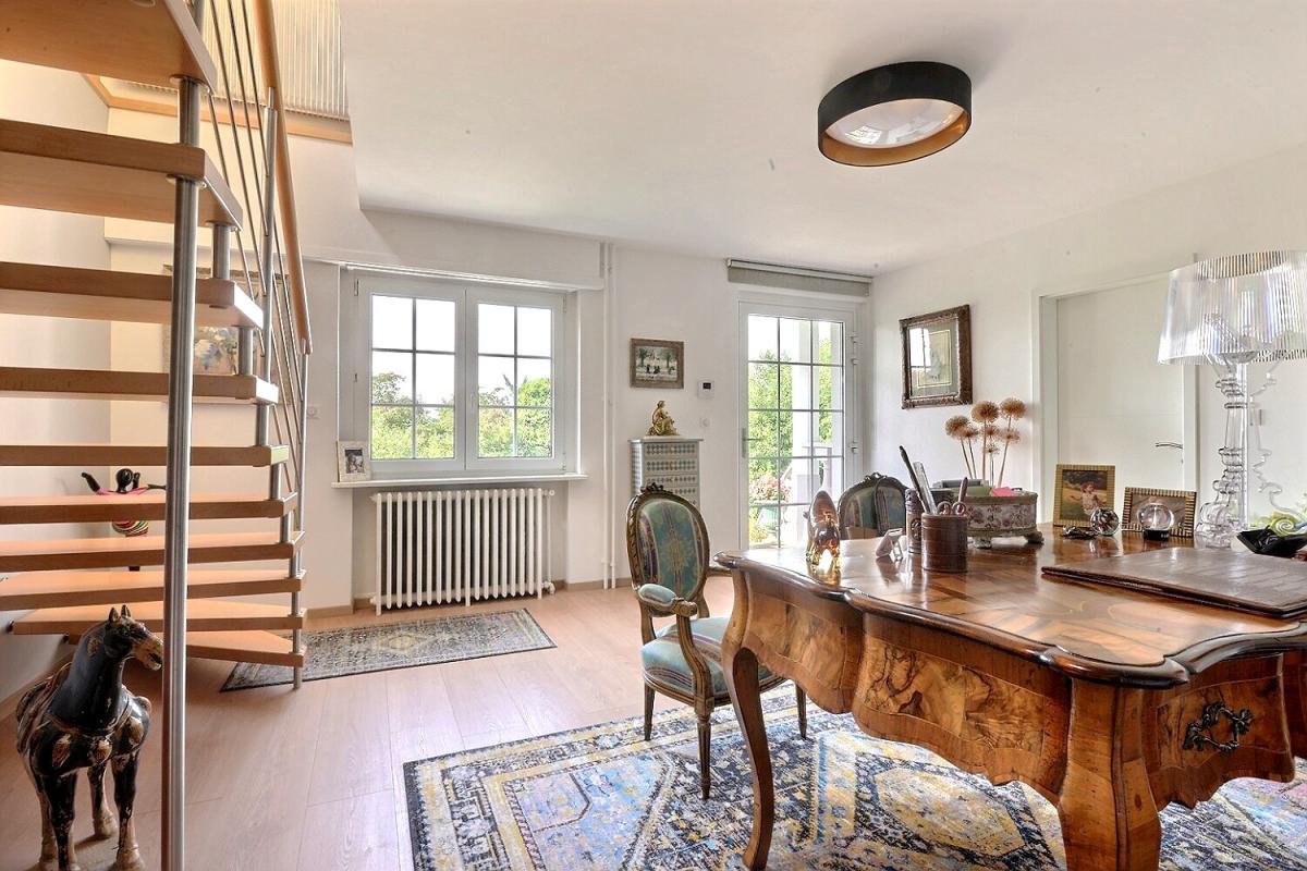 RIXHEIM Rixheim, Exclusivité, magnifique maison de maître de 245 m2, entièrement rénovée, sur un parc de 1600 m2 7