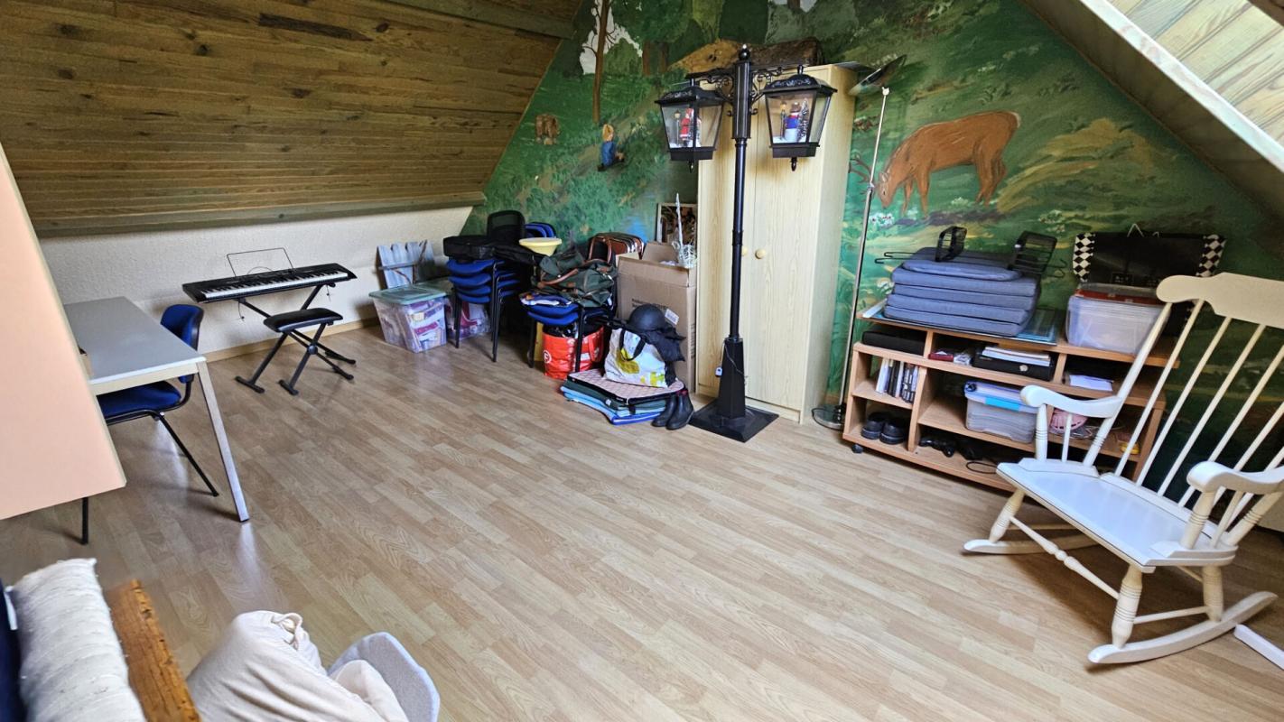 HOUDAN Houdan 1 mn / Maison familiale et lumineuse / 5 chambres 14