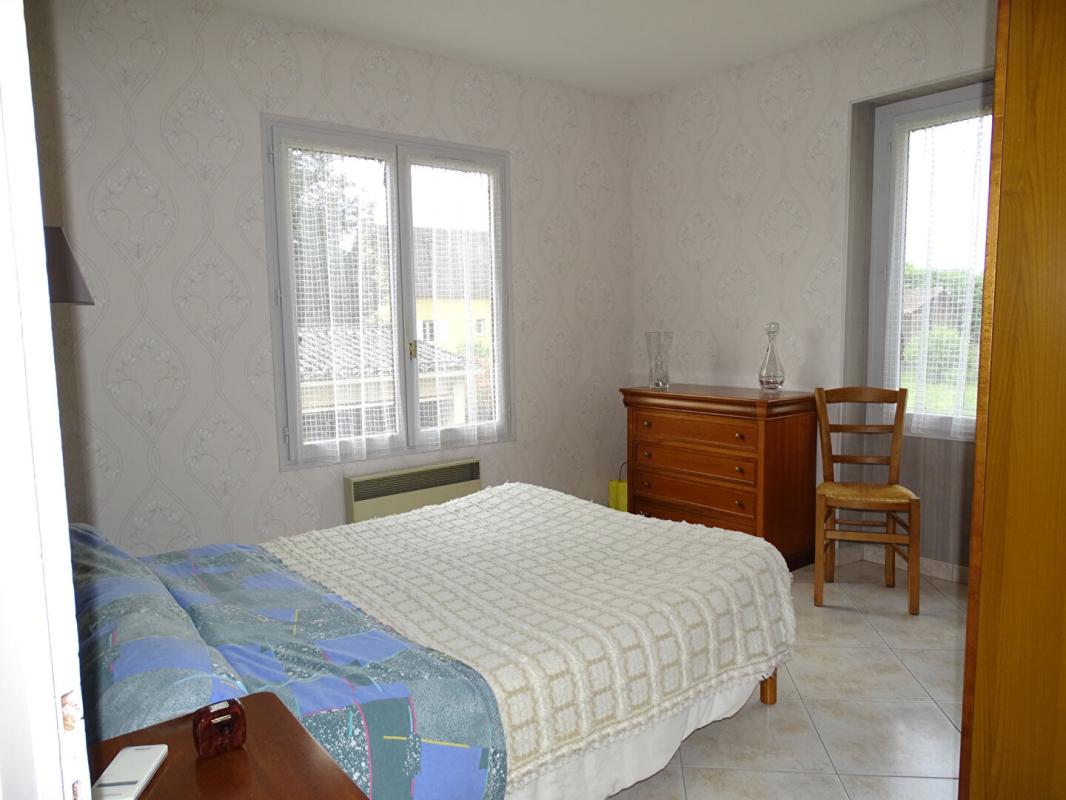 THONAC Maison Thonac 6 pièce(s) 89.40 m2 5
