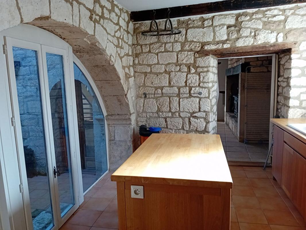 SAINT-BEAUZILE Maison 6 pièces 106m² piscine 8