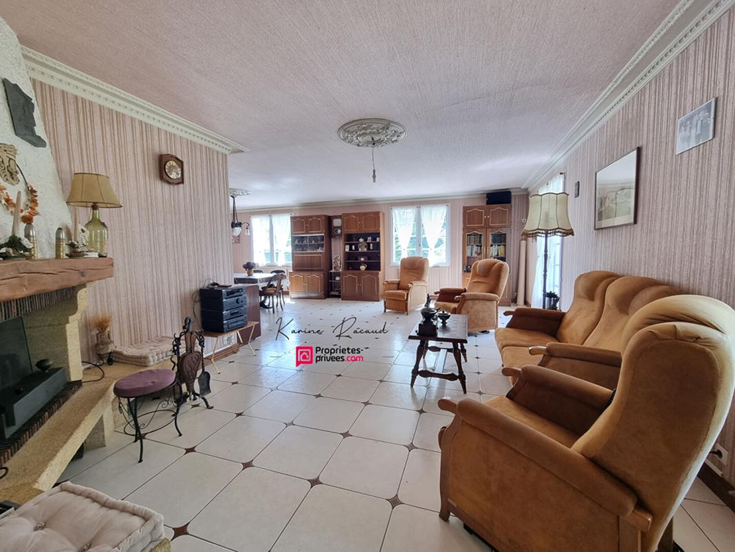 FOUGERE Maison Fougeré 7 pièce(s) 174 m2 , piscine 4