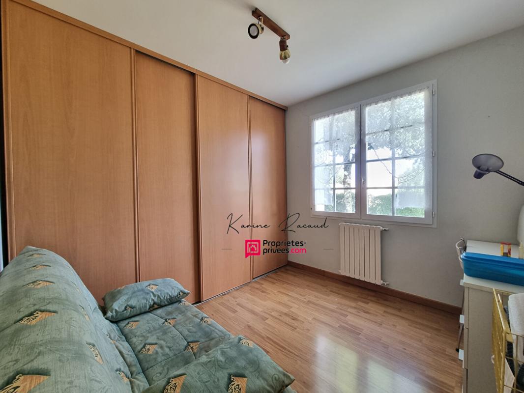 FOUGERE Maison Fougeré 7 pièce(s) 174 m2 , piscine 9