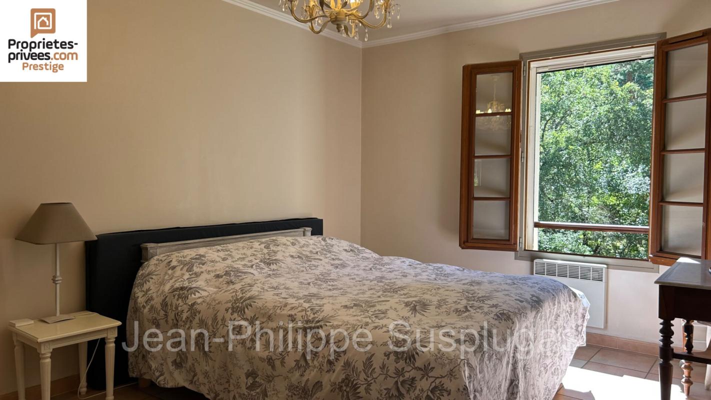 PLAN-D'AUPS-SAINTE-BAUME Mas Plan d'Aups Sainte Baume 6 pièce(s) 162 m2 7