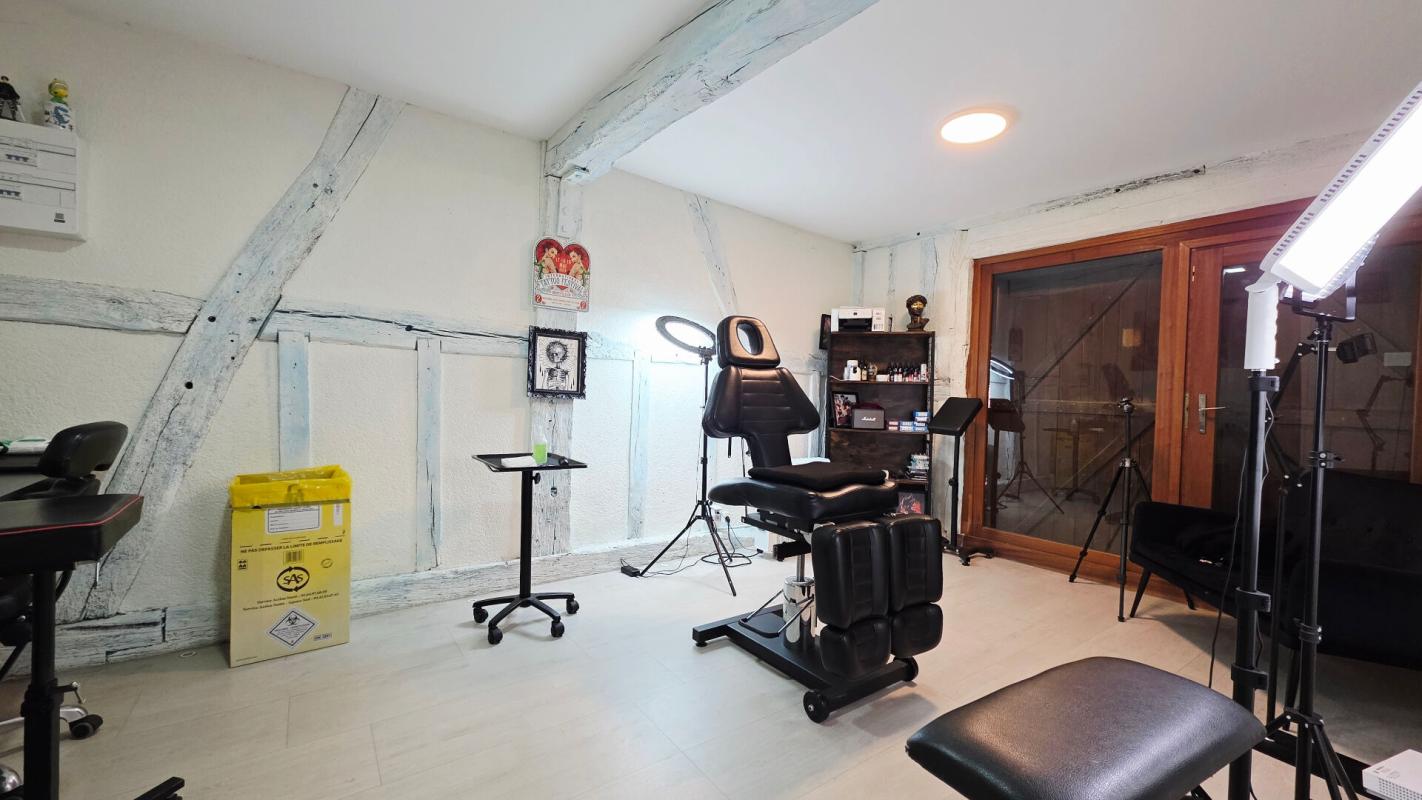 BOURGES BOURGES CENTRE IMMEUBLE DE RAPPORT 120 m² 2 LOTS 12