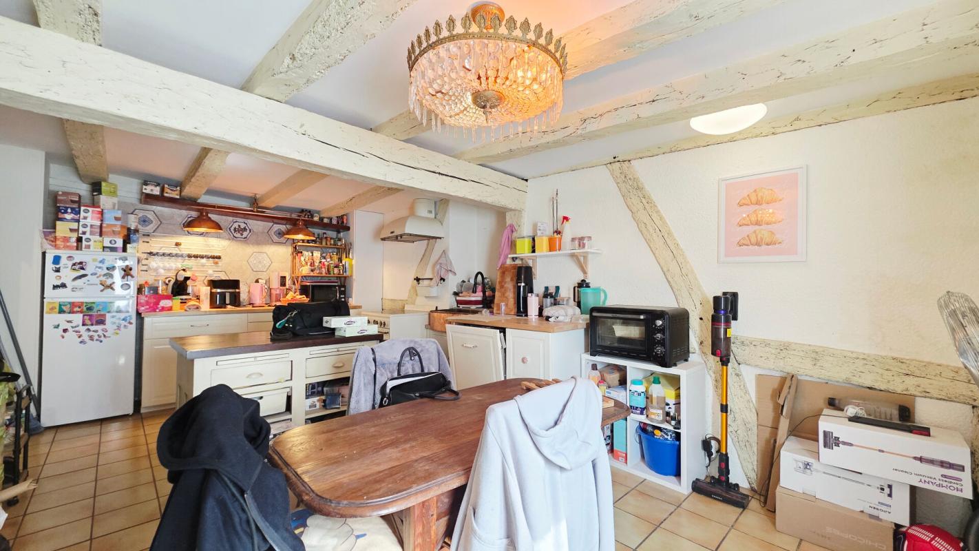 BOURGES BOURGES CENTRE IMMEUBLE DE RAPPORT 120 m² 2 LOTS 4