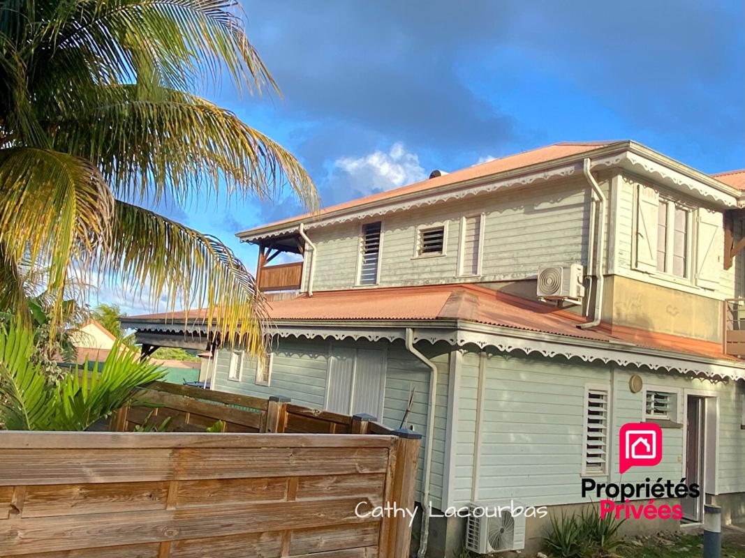 PETIT-BOURG Grand Appartement T3 avec jardin privatif ? Bien rare à PETIT BOURG 97170 1