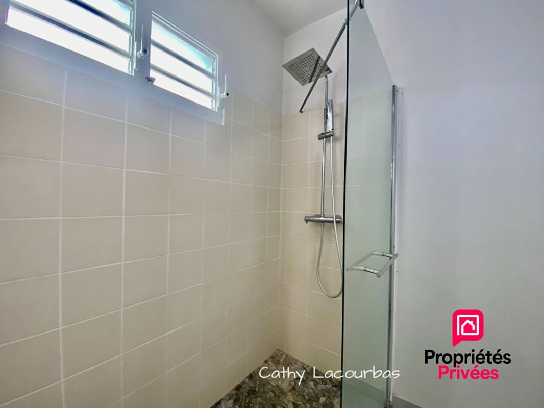 PETIT-BOURG Grand Appartement T3 avec jardin privatif ? Bien rare à PETIT BOURG 97170 16