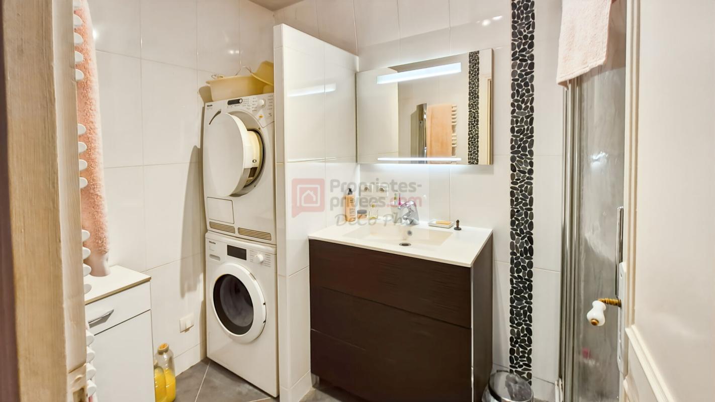 VERSAILLES Versailles Ermitage 100 m2 lumineux et calme 4 pièces Place de la Loi 9