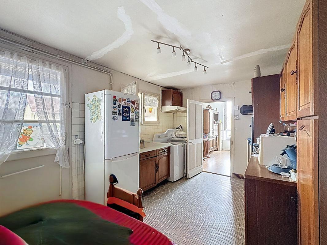 VILLEBON-SUR-YVETTE Quartier Suisse Maison Plain-pied à rénover, 3 chambres  Fort potentiel 7