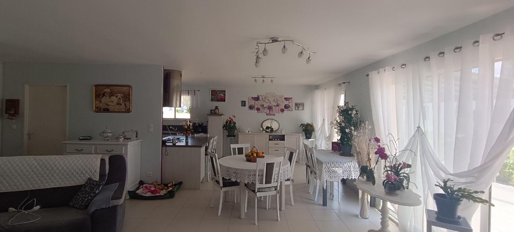 BREUILLET Maison récente 10