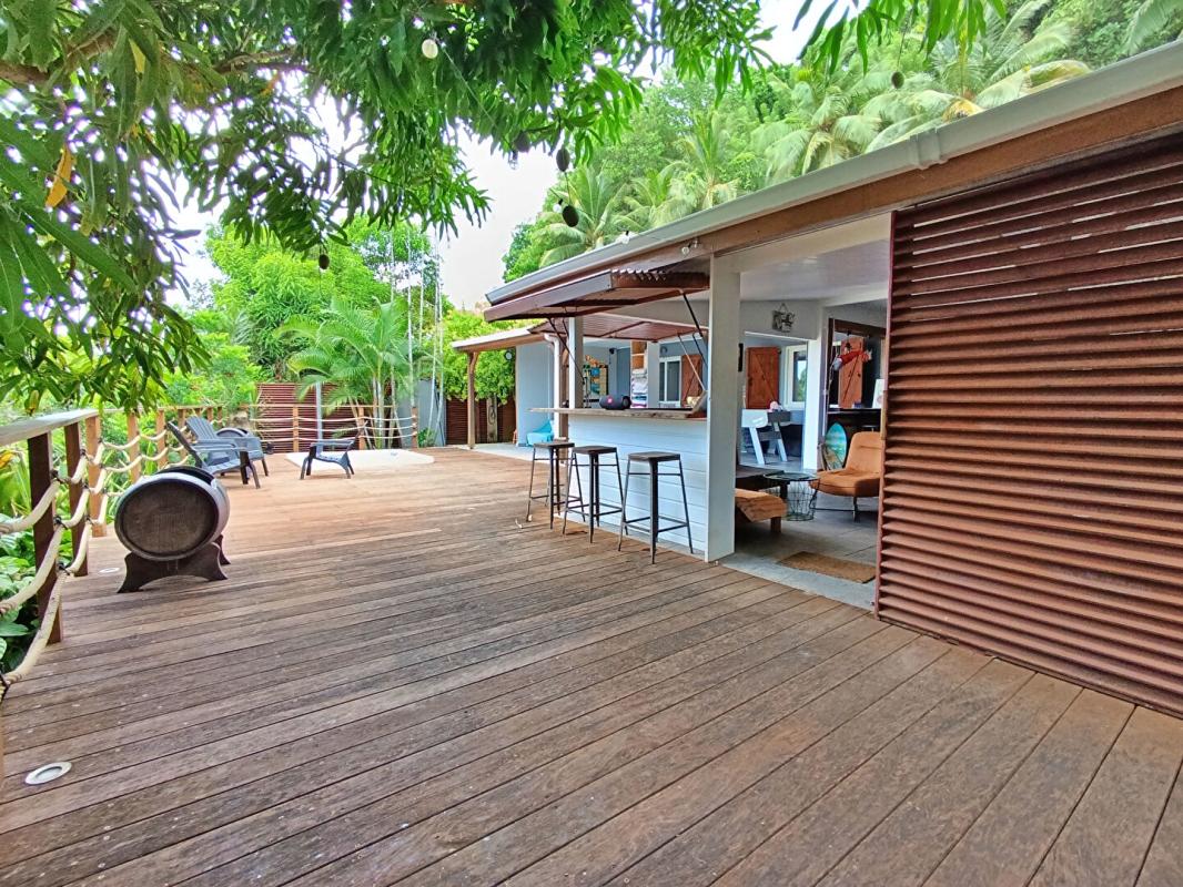 SAINTE-MARIE Villa F5 de standing de 268 m² - vue mer avec jacuzzi à Sainte-Marie 8