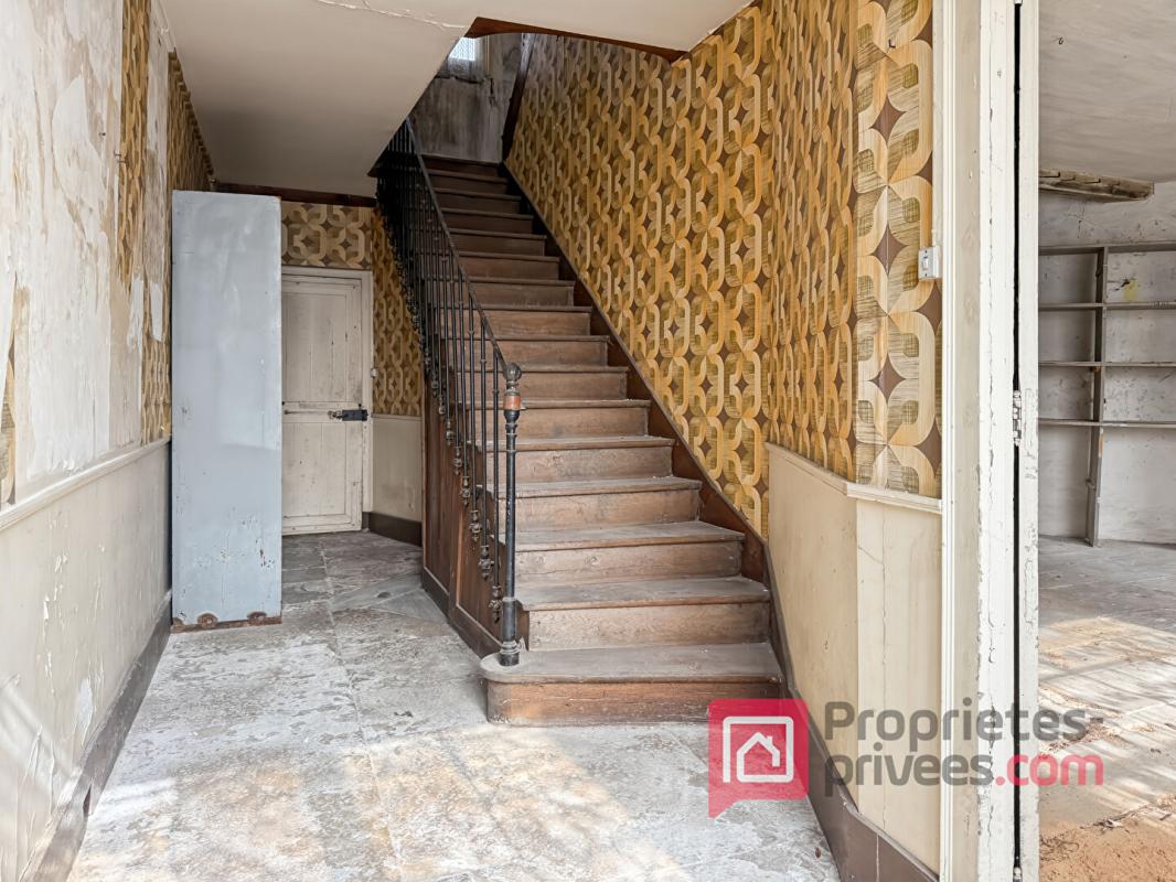 ESSOYES Maison Essoyes 15 pièce(s) 400 m2 12