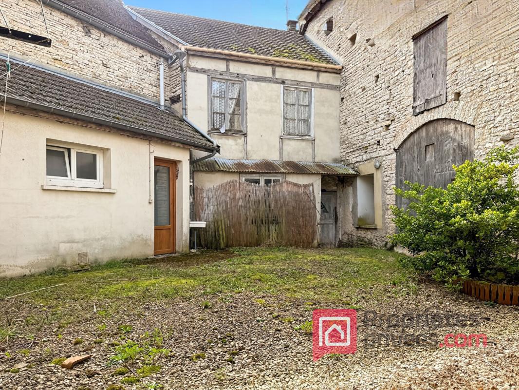 ESSOYES Maison Essoyes 15 pièce(s) 400 m2 14