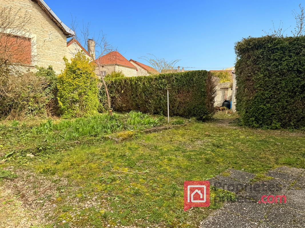 ESSOYES Maison Essoyes 15 pièce(s) 400 m2 15