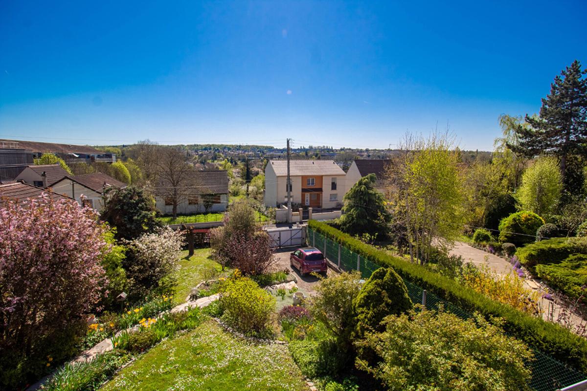 THORIGNY-SUR-MARNE Maison Thorigny Sur Marne 7 pièce(s) 1646 m2 14