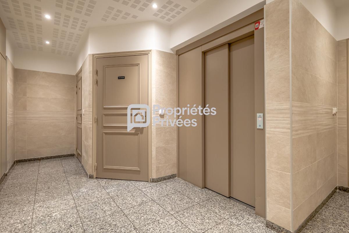 VILLEMOMBLE DEUX PIÈCES 43,56 m² AU PIED DU RER E  IMMEUBLE RÉCENT  FORT POTENTIEL Villemomble - Avenue du Rancy 16