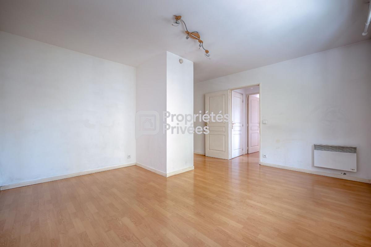 VILLEMOMBLE DEUX PIÈCES 43,56 m² AU PIED DU RER E  IMMEUBLE RÉCENT  FORT POTENTIEL Villemomble - Avenue du Rancy 2