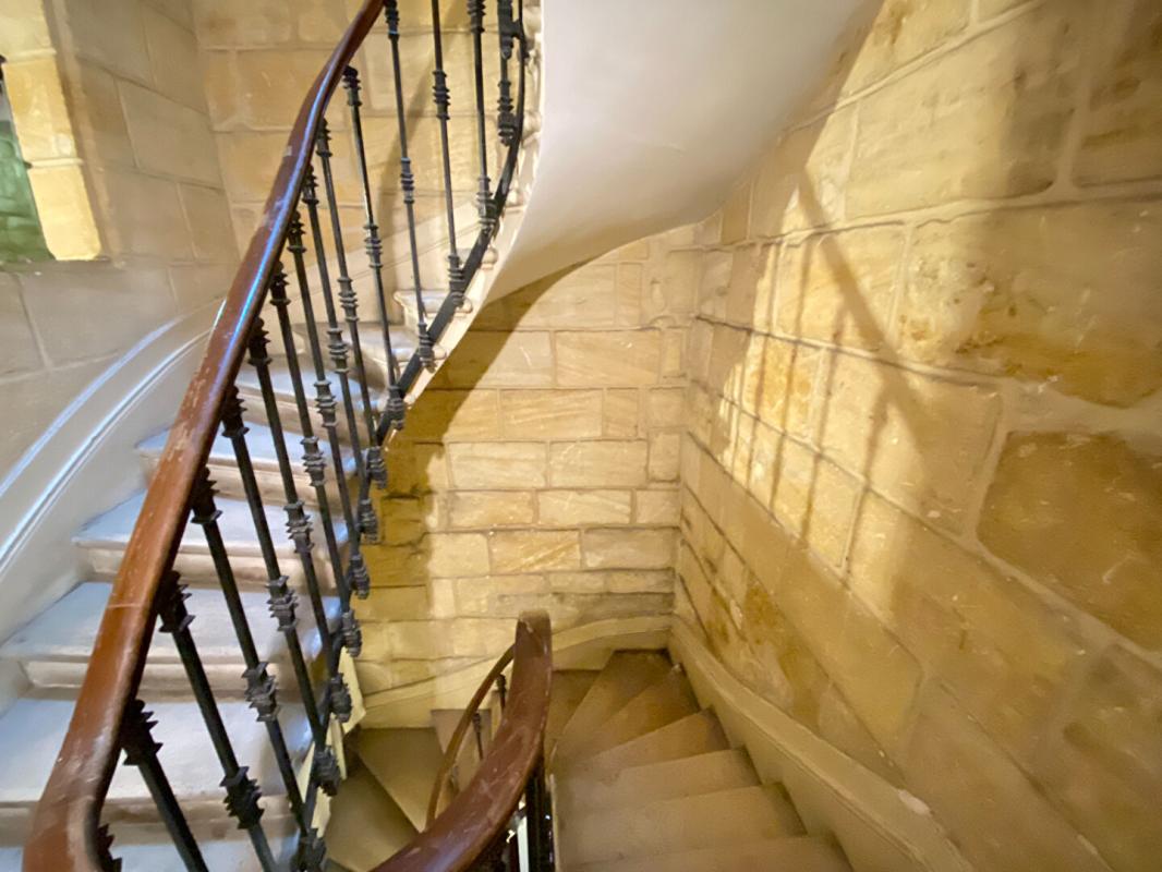 BORDEAUX Charmant appartement T4 Place Ste Eulalie à Bordeaux 11