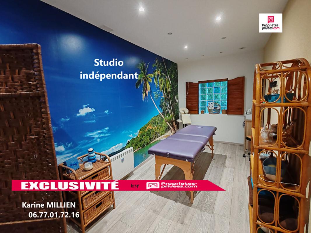 MENILLES MENILLES 27120 Maison individuelle - 1 étage - 4 chambres - Studio - Dépendances - Terrain - 400 000  HAI 12