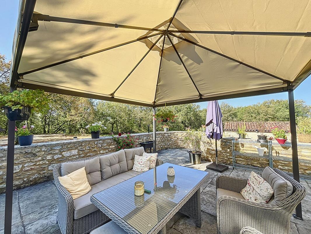 GOURDON Domaine Gourdon avec piscine sur 13.5 hectares de terrain 16