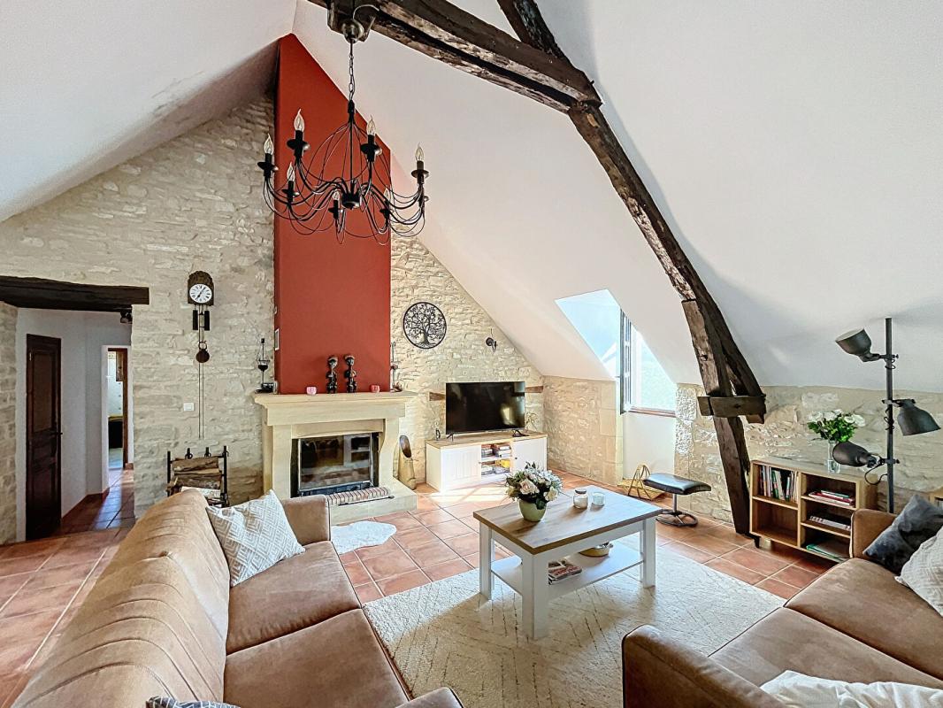 GOURDON Domaine Gourdon avec piscine sur 13.5 hectares de terrain 7