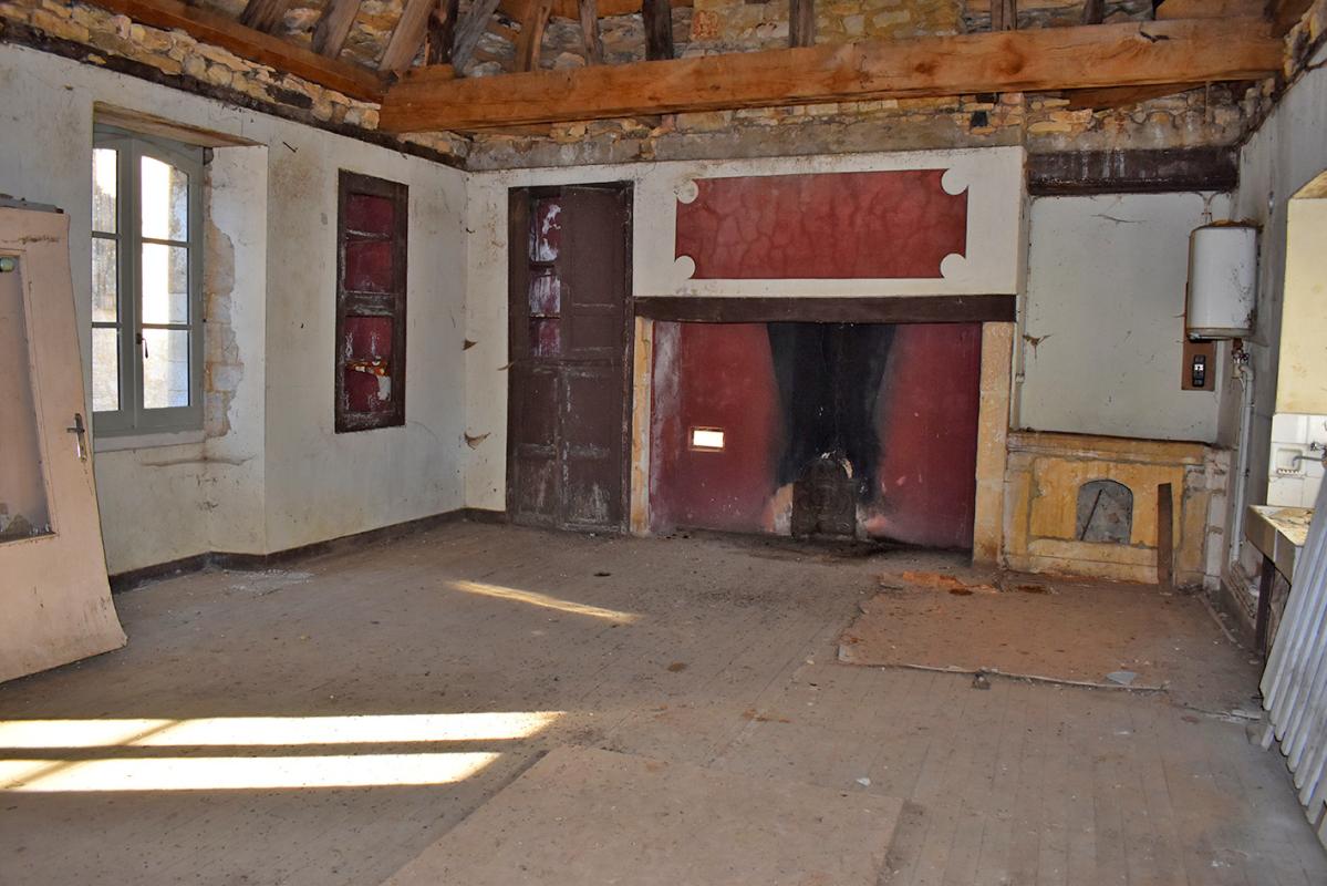 SAINT-AMAND-DE-COLY Maison de catactère Coly Saint Amand 6 pièce(s) 180 m2 11