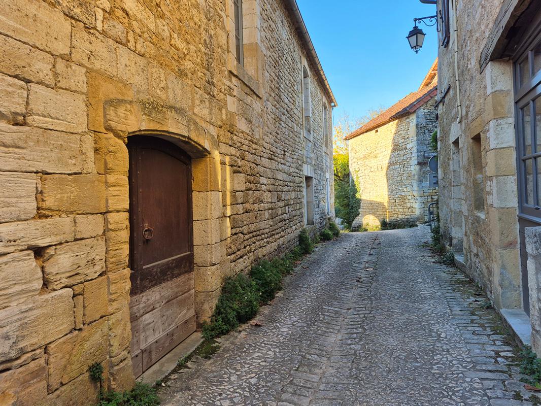 SAINT-AMAND-DE-COLY Maison de catactère Coly Saint Amand 6 pièce(s) 180 m2 7