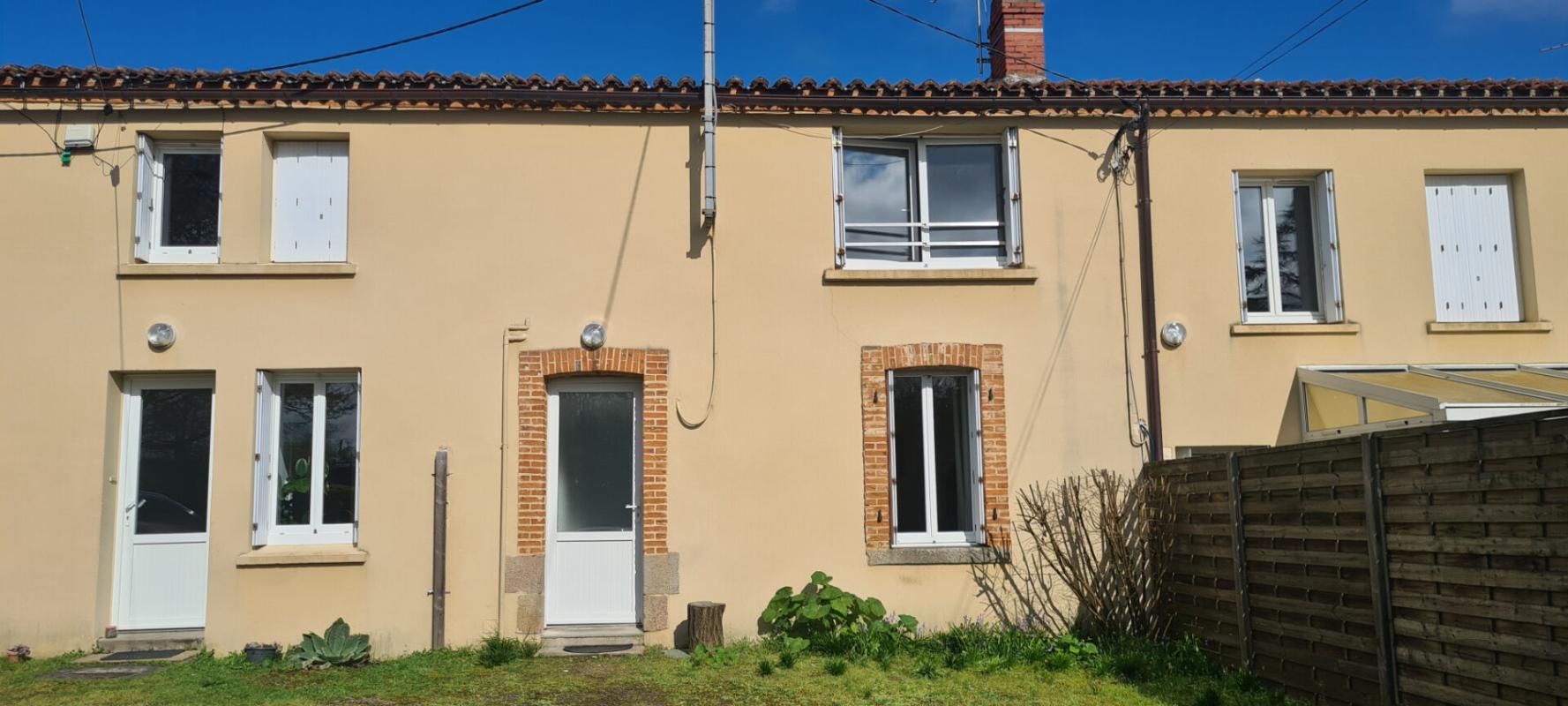 CLISSON Maison Clisson 4P. 69.44 M² . 3 Chs . Jardin 1