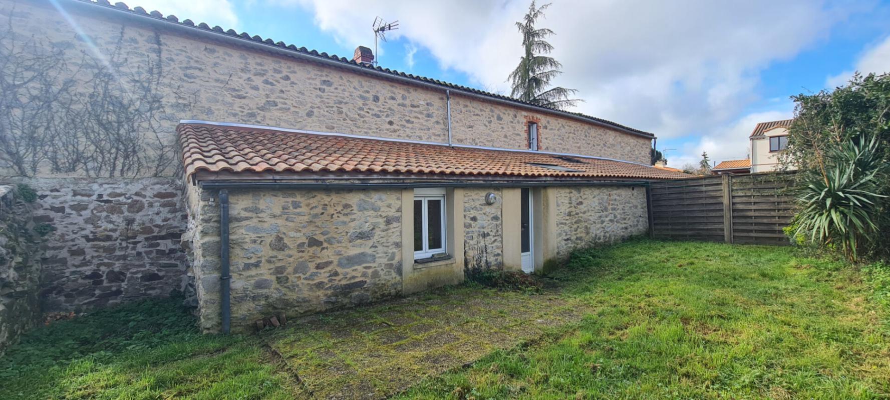 CLISSON Maison Clisson 4P. 69.44 M² . 3 Chs . Jardin 10
