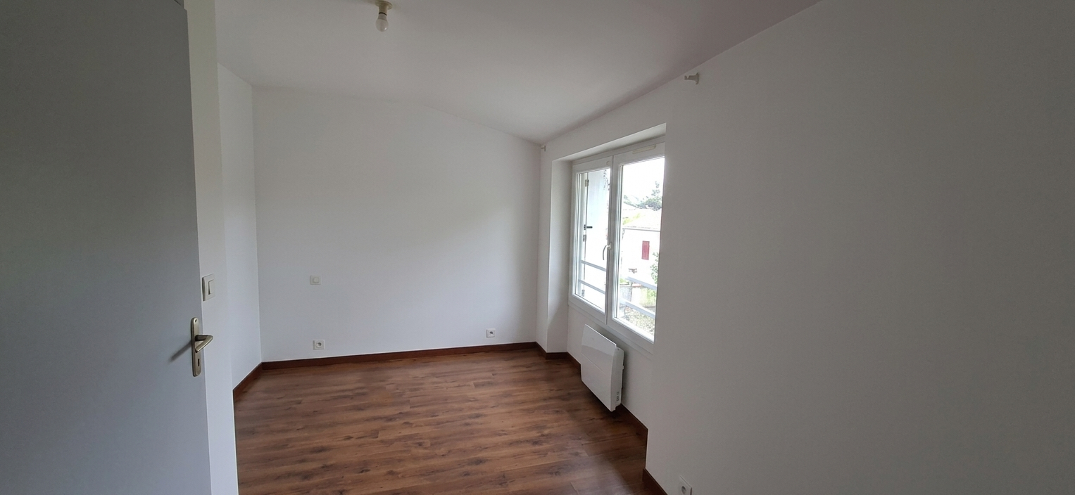 CLISSON Maison Clisson 4P. 69.44 M² . 3 Chs . Jardin 8