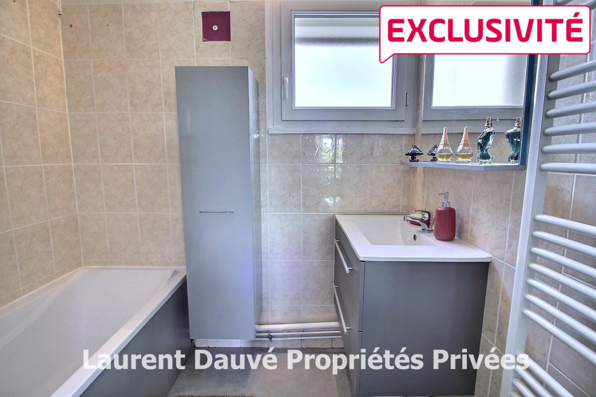 FLEURY-LES-AUBRAIS 45400 FLEURY LES AUBRAIS - Maison 4 chambres avec garage proche toutes commodités 10